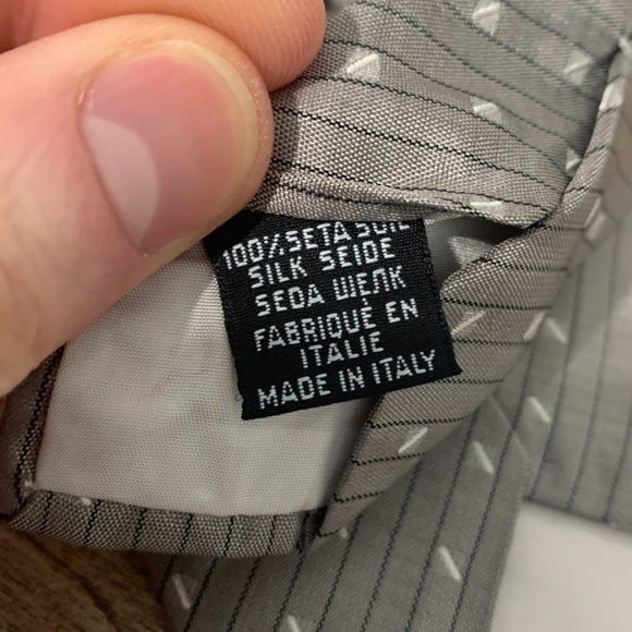 HUGO BOSS Grey Geometric Striped Silk Neck Tie - Picture 7 of 7
